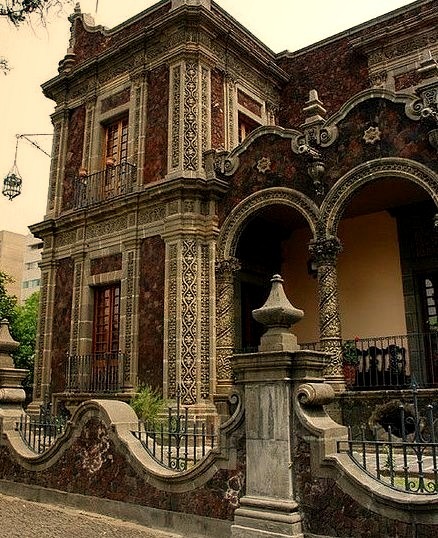 Rococo-style stone house in Guadalajara, Mexico