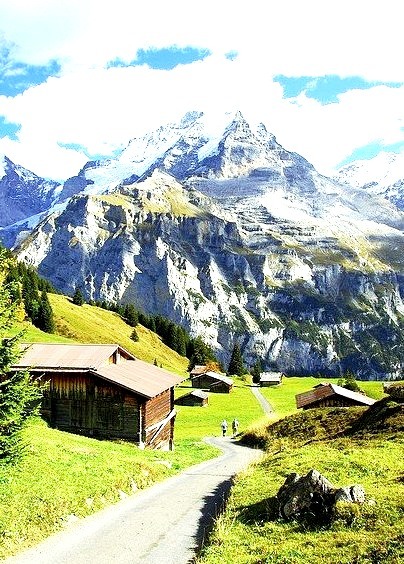 Hiking in Lauterbrunnen Valley, Switzerland