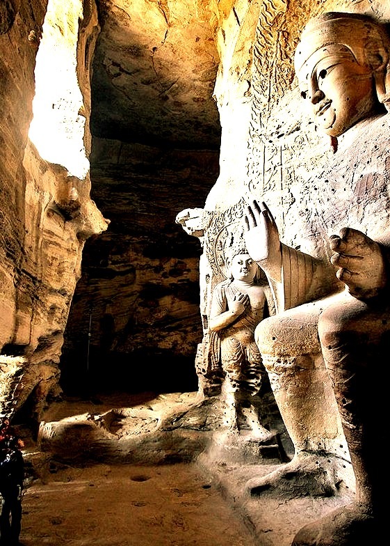 Giant Buddha statue inside the Yungang Caves, China